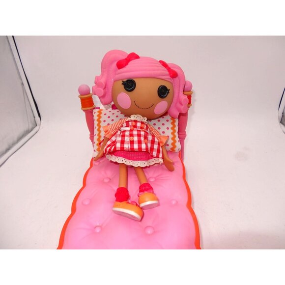 Lalaloopsy Pepper Pots and Pans Doll With Pink Sew Bed & Pillow - Picture 2 of 16